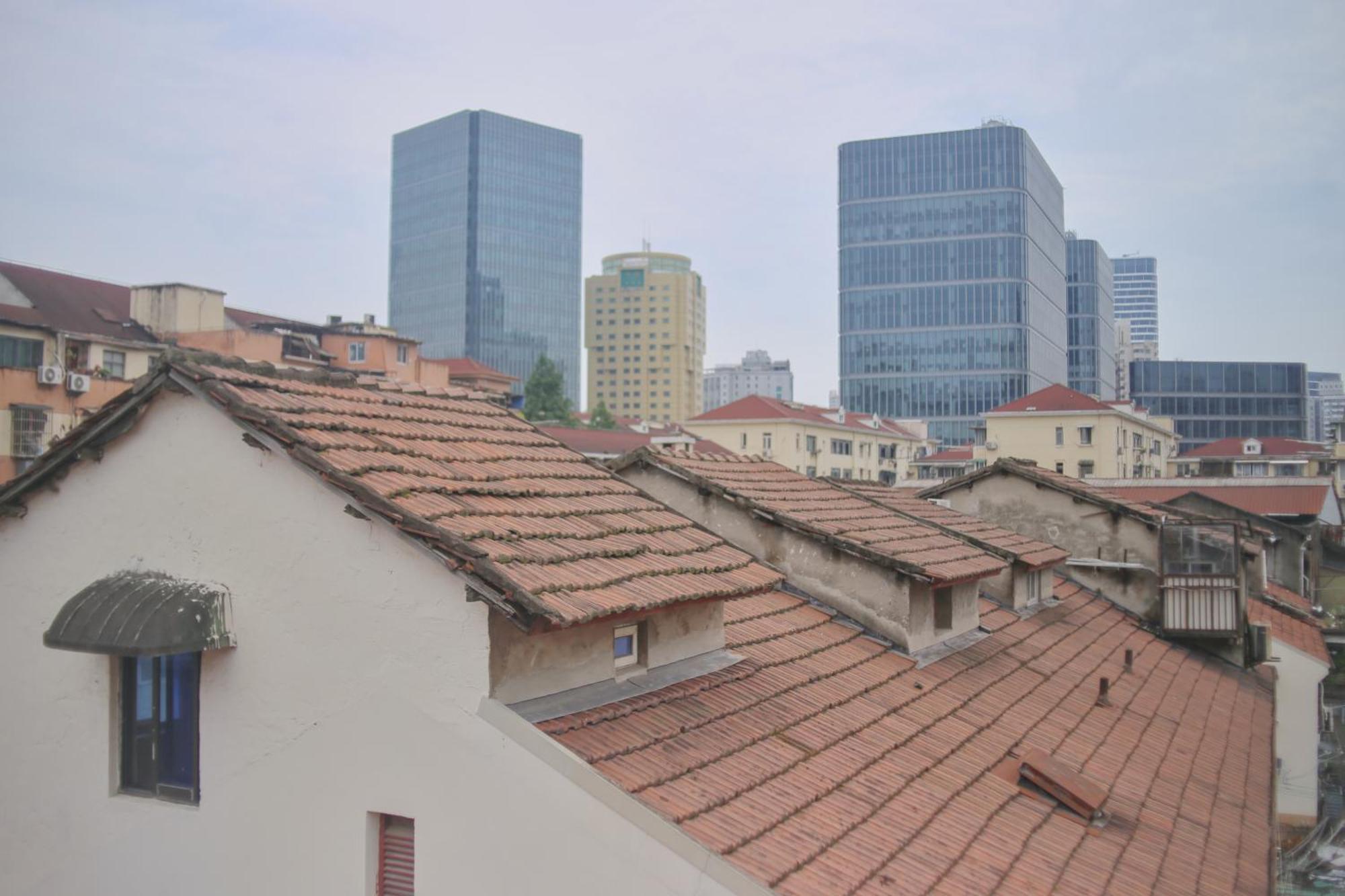 Dayin International Youth Hostel -Near People'S Square & Old Town -Social Area -Bar -Cafe -Gym -Free Laundry Luggage Storage -24H Front Desk -English Service Şanghay Dış mekan fotoğraf