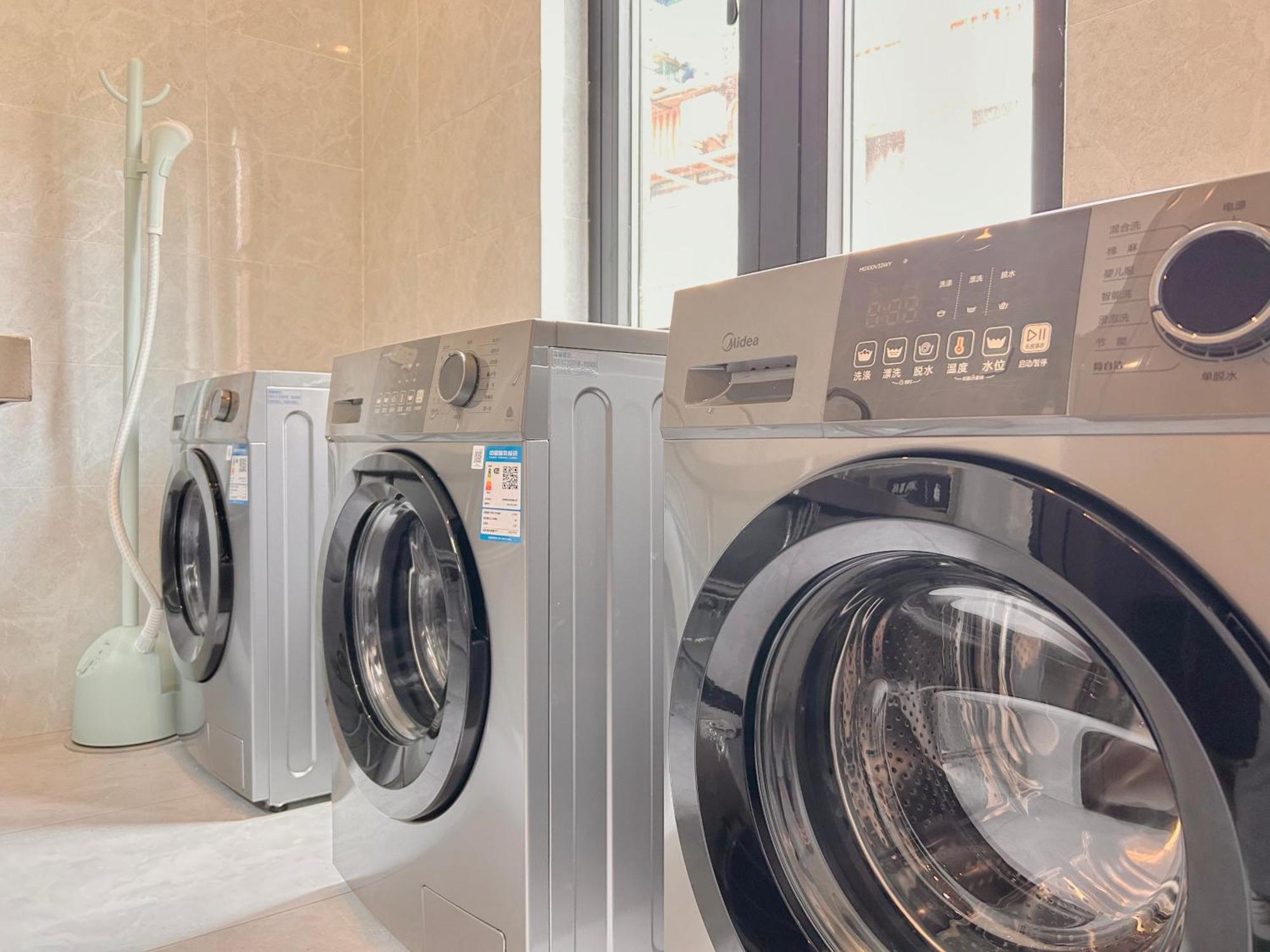 Dayin International Youth Hostel -Near People'S Square & Old Town -Social Area -Bar -Cafe -Gym -Free Laundry Luggage Storage -24H Front Desk -English Service Şanghay Dış mekan fotoğraf